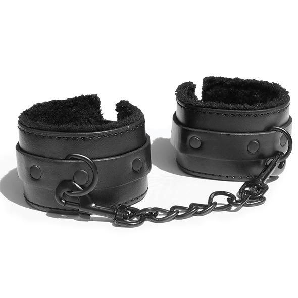 S&M – Shadow Fur Handcuffs